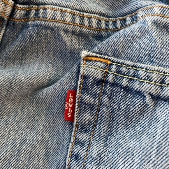 LEVIS 505 Classic Jeans 38 Waist - Inseam Measures 28" Thrashed Classic - Picture 11 of 16